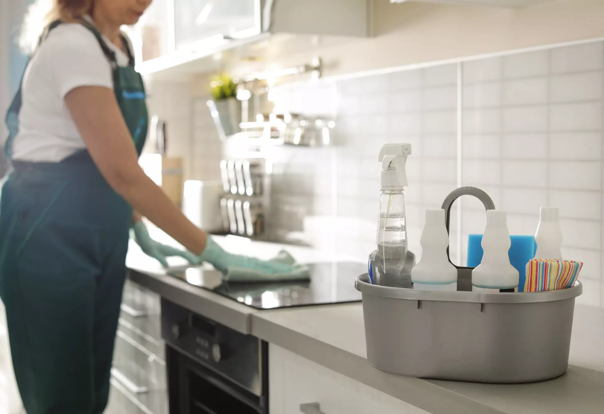 The Advantages of Hiring Professional Deep Cleaning Services for Your Home
